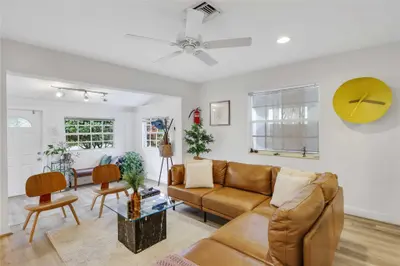 421 SW 12th Court, Fort Lauderdale – sold