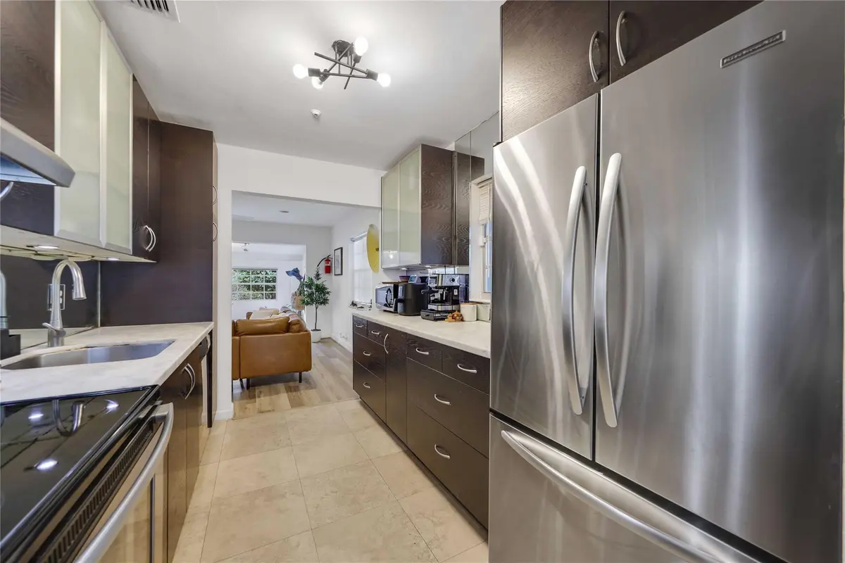 Photo 7 at 421 SW 12th Court, Fort Lauderdale