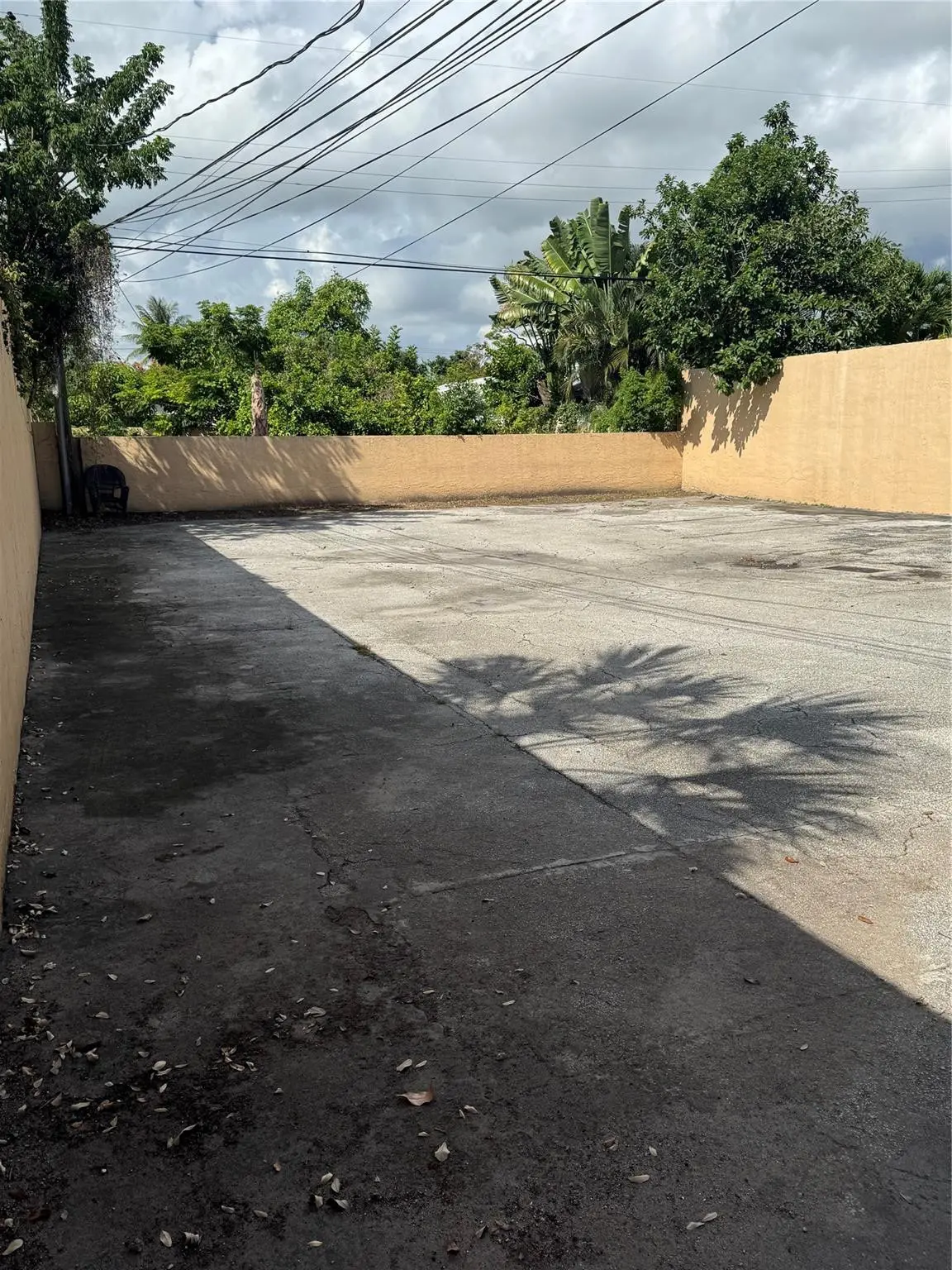 Photo 6 at 1527 NE 4th Avenue, Fort Lauderdale
