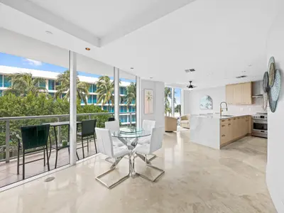 1200 Holiday Drive 208, Fort Lauderdale – sold