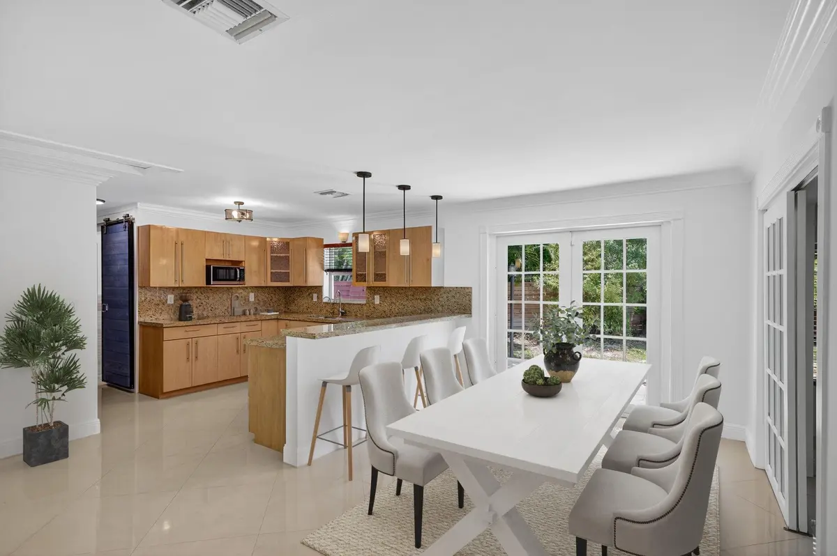 Photo 3 at 2924 NW 8th Avenue, Wilton Manors