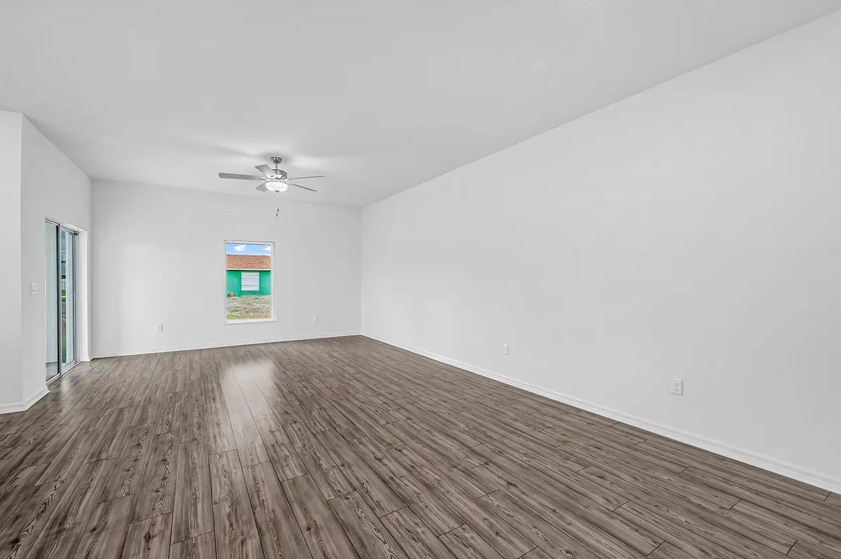 Photo 5 at 7886 99th Court, Vero Beach