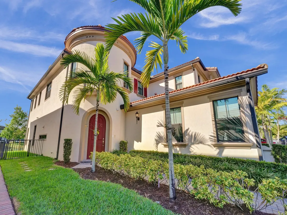 Photo 1 at 9345 Carrington Avenue, Parkland