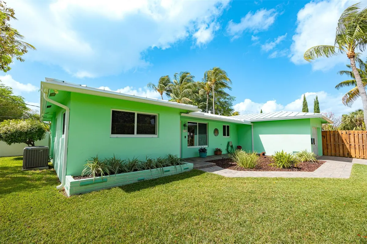 Photo 6 at 1924 NE 18th Street, Fort Lauderdale