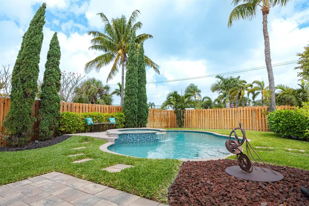 Photo 4 at 1924 NE 18th Street, Fort Lauderdale