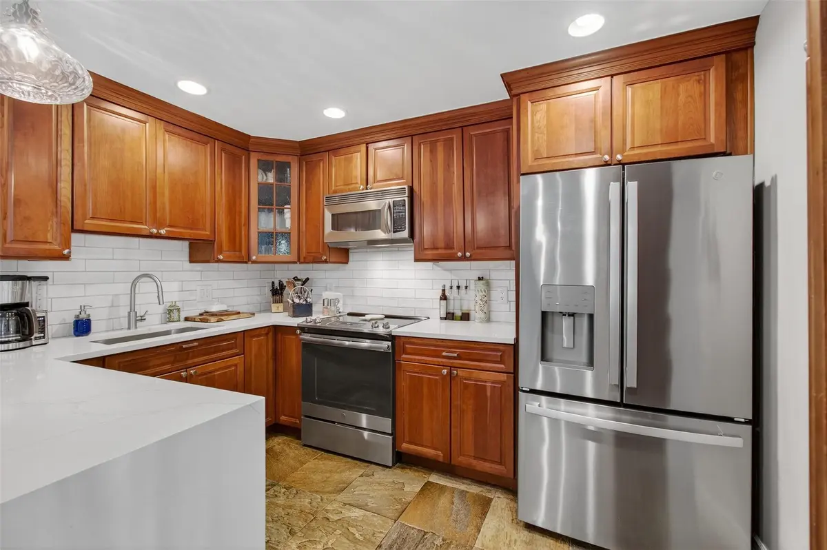 Photo 8 at 707 SE 25th Avenue, Pompano Beach