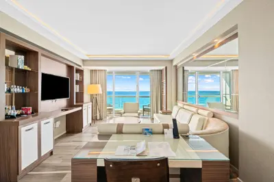 551 N Fort Lauderdale Beach Boulevard H1116, Fort Lauderdale – sold