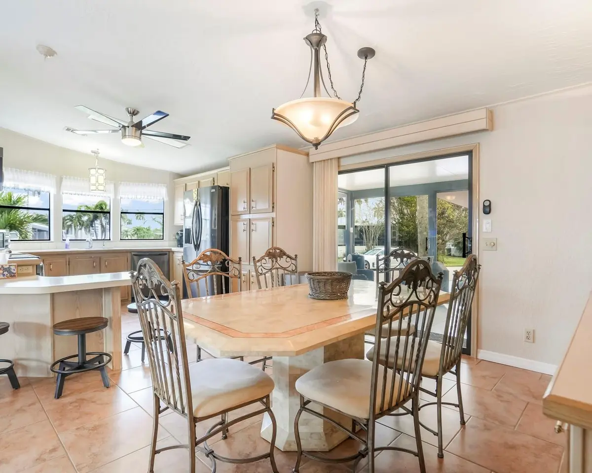 Photo 5 at 8560 SW 20th Street, Davie