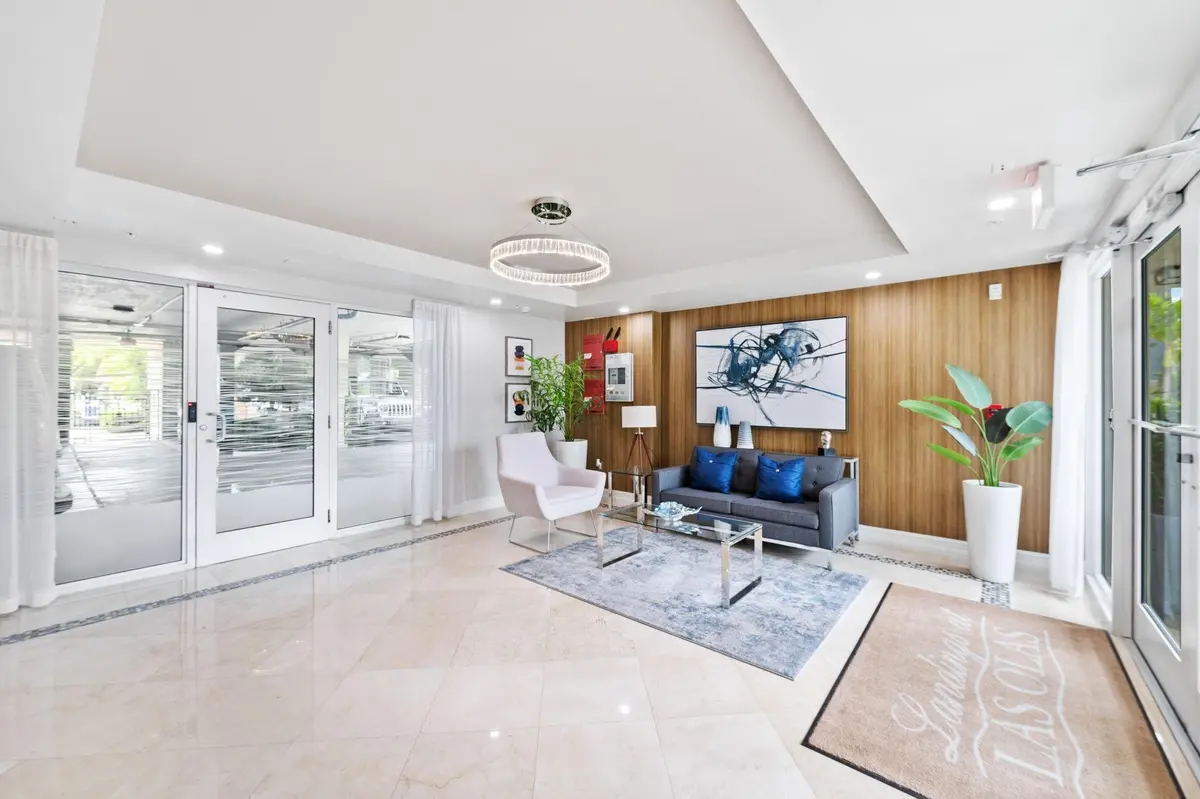 Photo 6 at 400 Hendricks Isle 3A, Fort Lauderdale