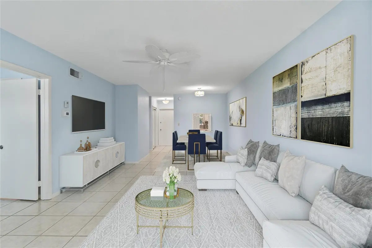 Photo 1 at 2050 NE 39th Street 302e, Lighthouse Point
