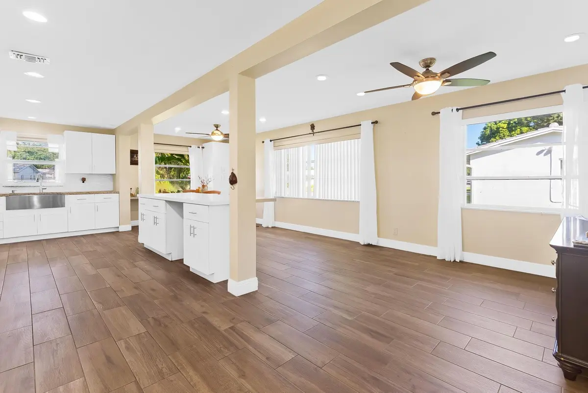 Photo 7 at 8851 NW 15th Street, Plantation