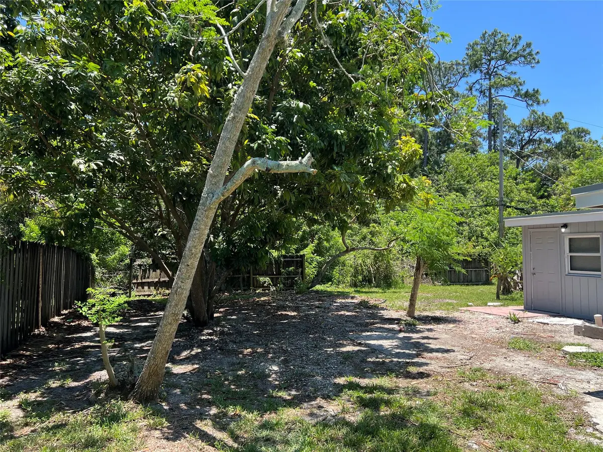 Photo 3 at 6184 SE Orange Blossom Trail, Hobe Sound