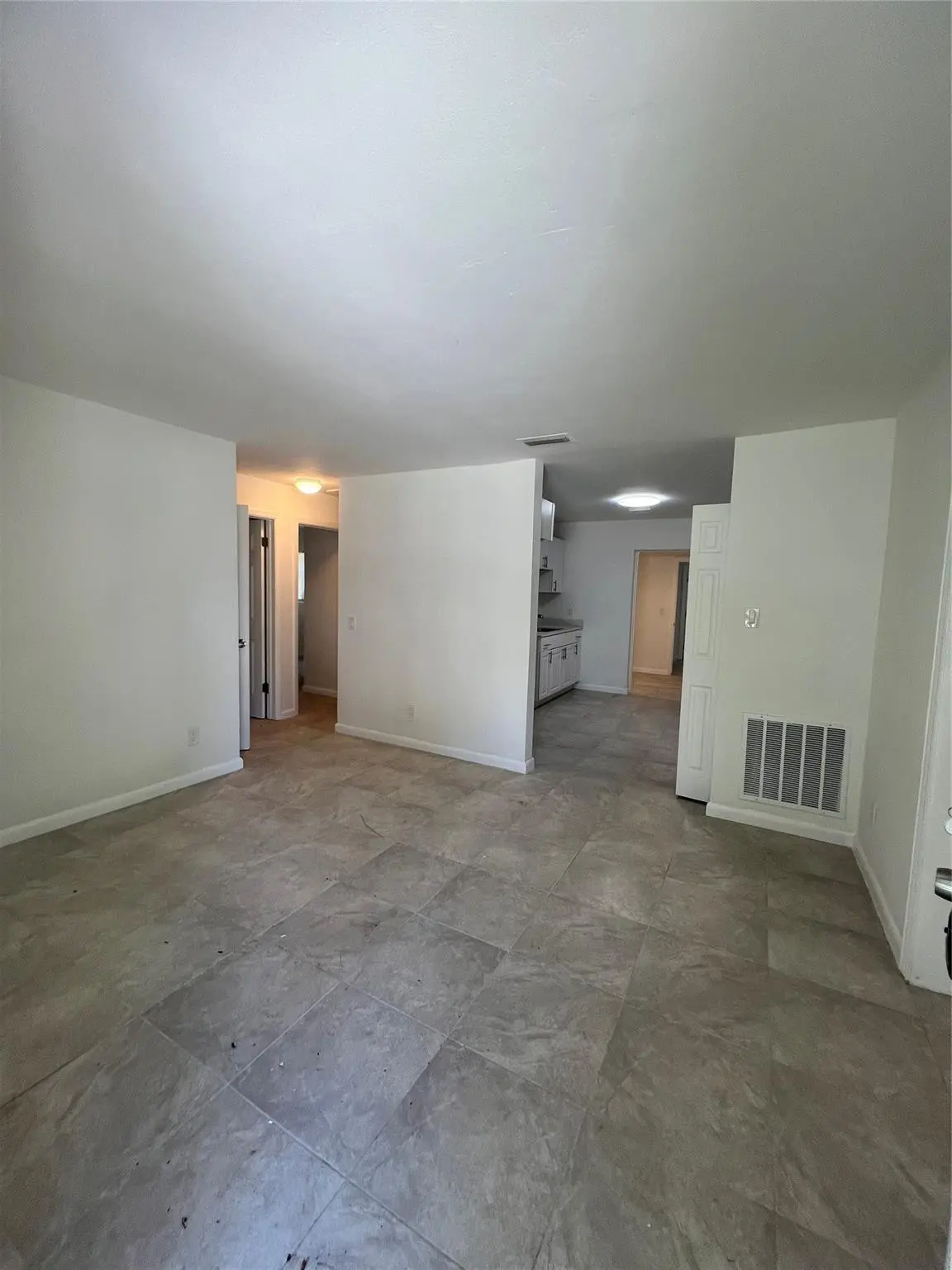 Photo 7 at 6184 SE Orange Blossom Trail, Hobe Sound