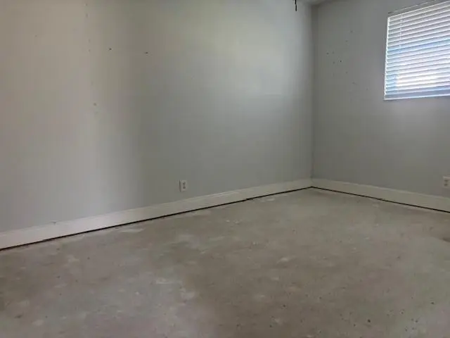 Photo 8 at 1760 Cathedral Drive, Margate