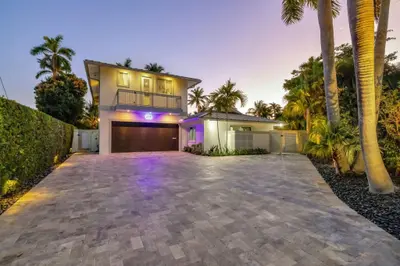 288 S Tradewinds Avenue, Lauderdale-By-The-Sea – Single Family Residence for sale