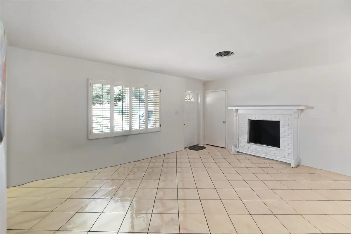 Photo 7 at 413 Willows Avenue, Port St. Lucie