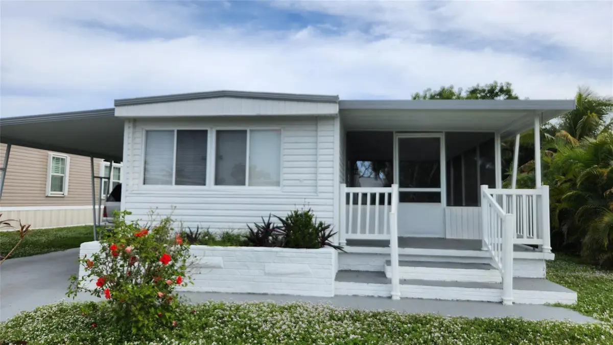 Photo 1 at 2050 SW 83rd Terrace, Davie