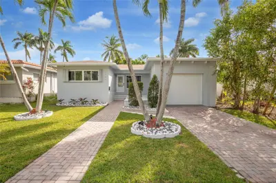 1230 Hollywood Boulevard, Hollywood – sold