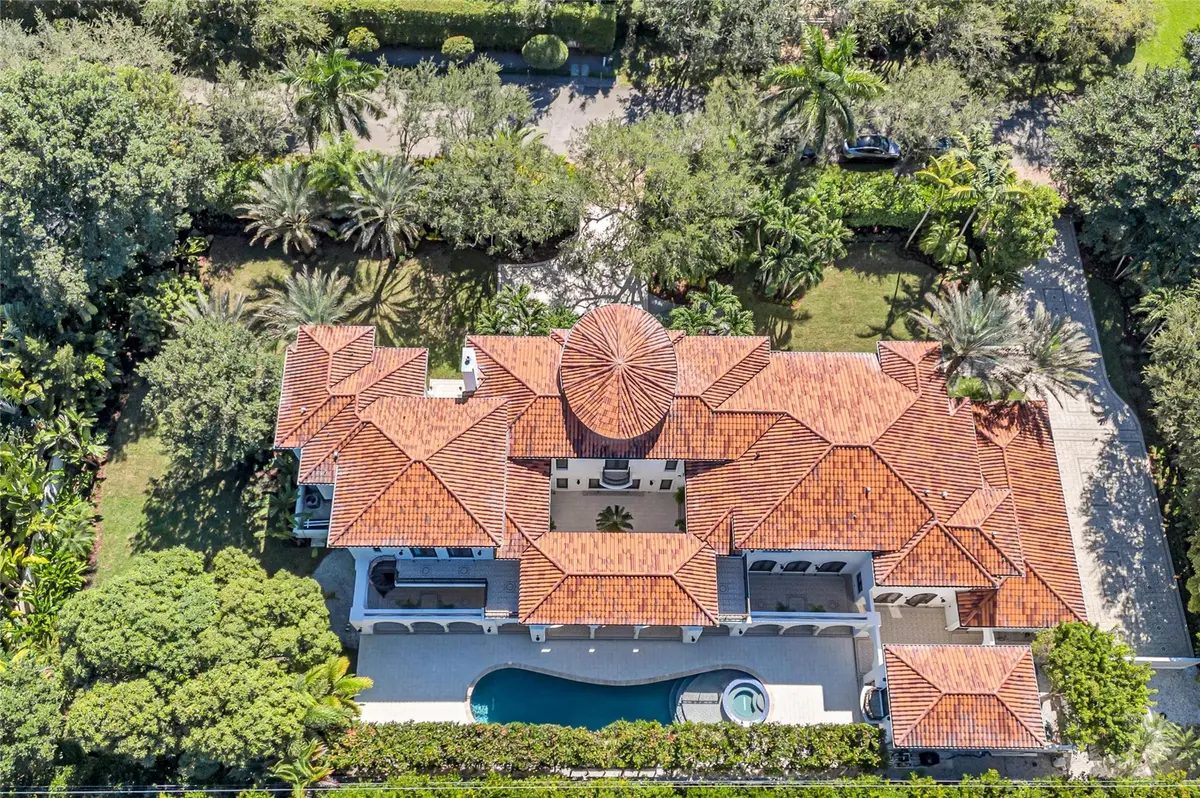 Photo 2 at 4955 SW 83rd Street, Miami