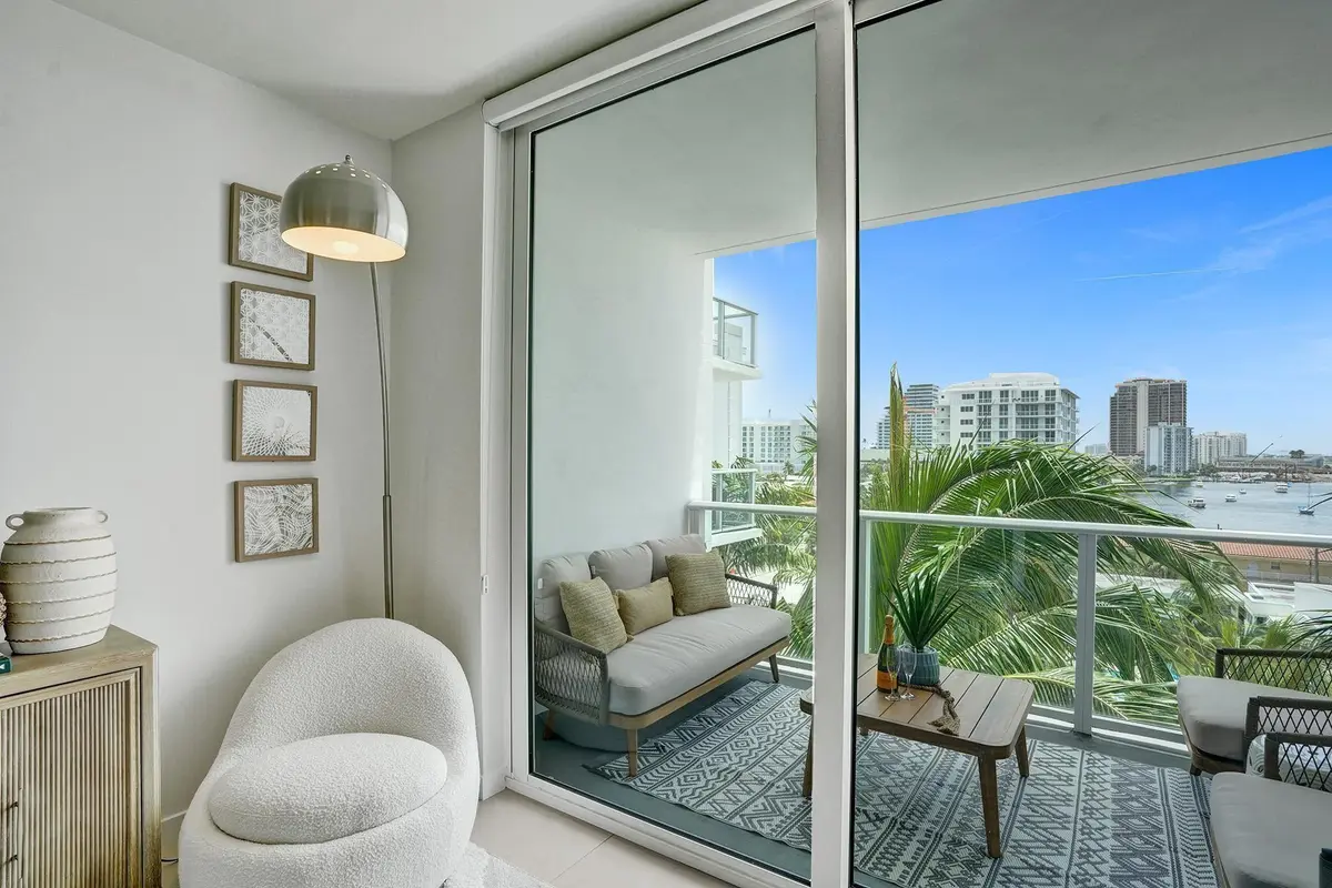 Photo 6 at 401 N Birch Road 702, Fort Lauderdale