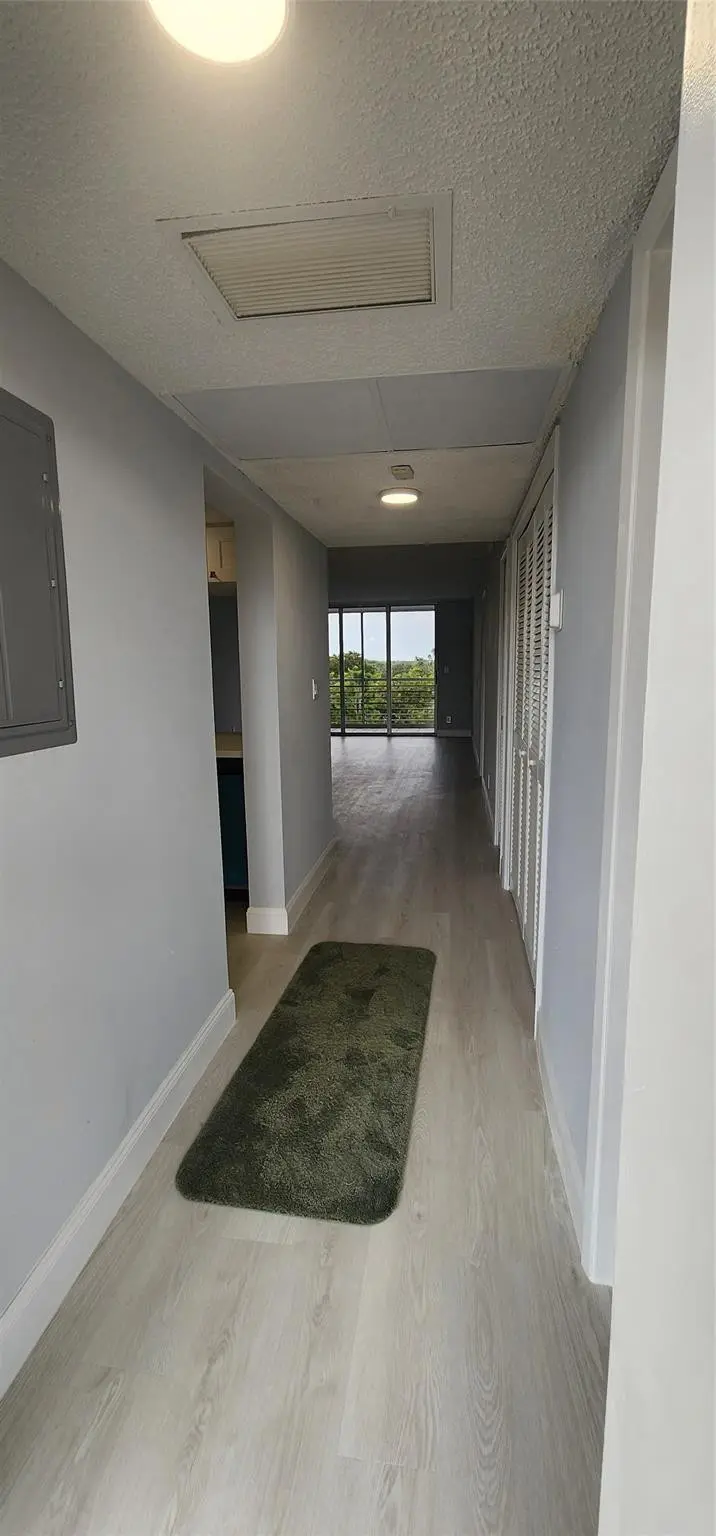 Photo 7 at 3503 Oaks Way 513, Pompano Beach