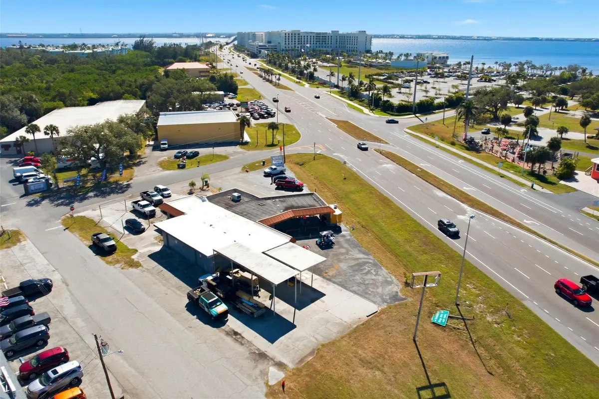 Photo 3 at 4732 Tamiami Trail, Port Charlotte