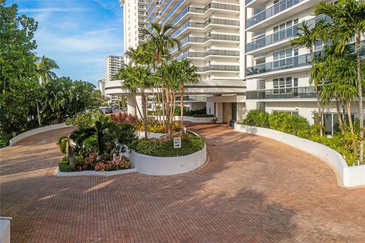 Photo 2 at 3500 Galt Ocean Drive 1102, Fort Lauderdale