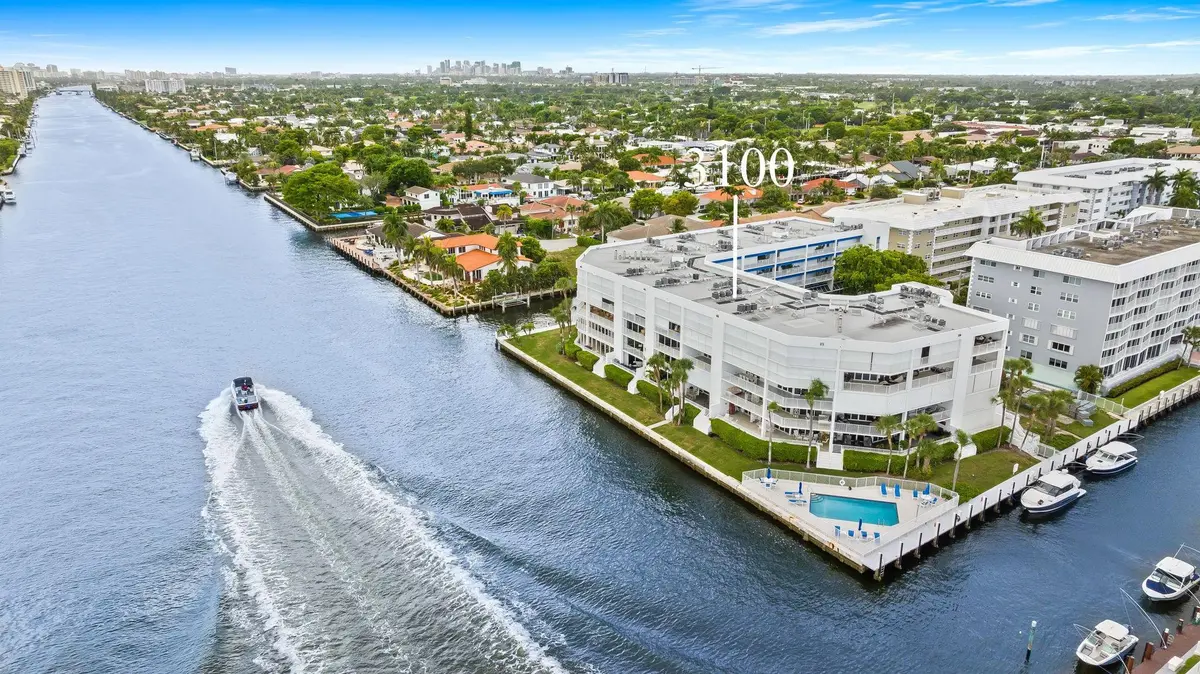 Photo 8 at 3100 NE 47th Court 303, Fort Lauderdale