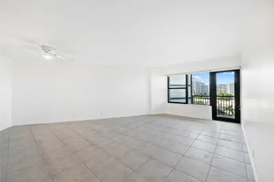 3800 Galt Ocean Drive 714, Fort Lauderdale – sold