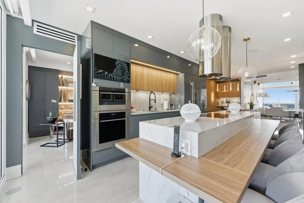 Photo 5 at 3100 N Ocean Boulevard 2307, Fort Lauderdale