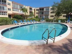 Photo 2 at 6701 Cypress Road 207, Plantation
