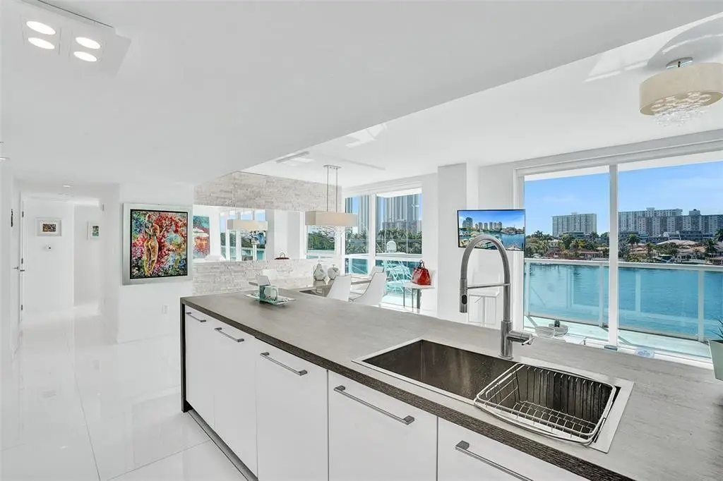 Photo 6 at 400 Sunny Isles Boulevard 319, Sunny Isles Beach