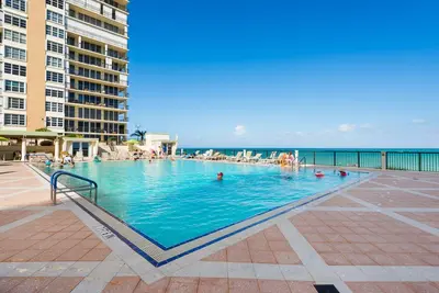 4280 Galt Ocean Drive 3H, Fort Lauderdale – sold
