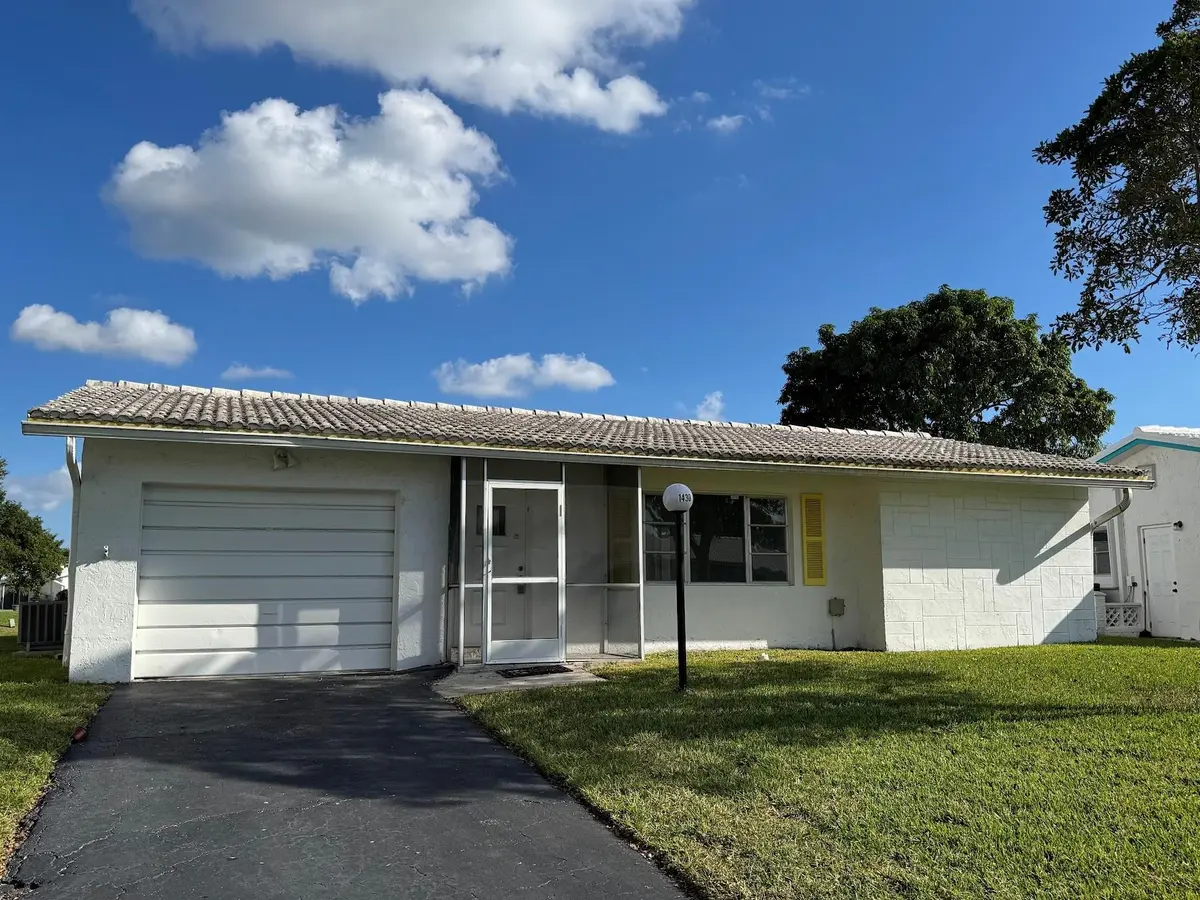 Photo 3 at 1430 NW 85th Terrace, Plantation