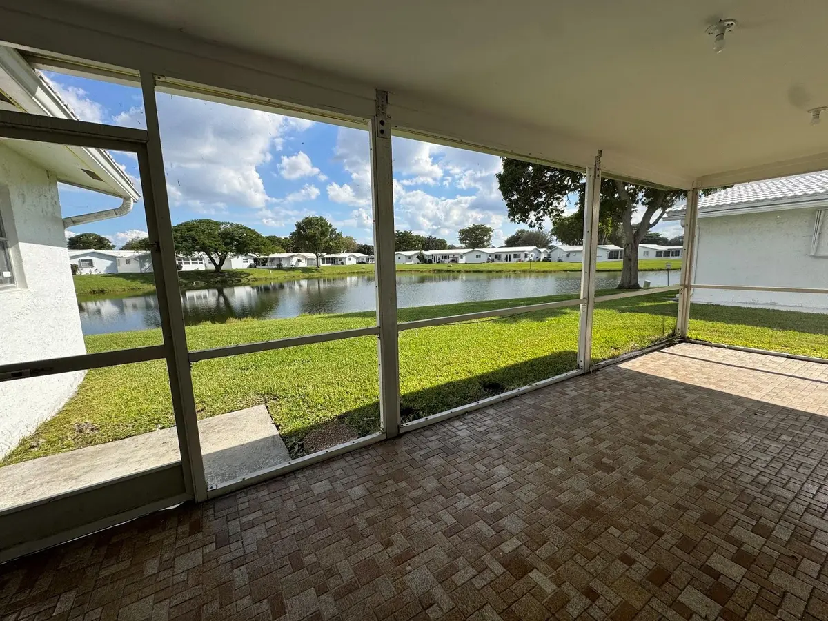 Photo 7 at 1430 NW 85th Terrace, Plantation
