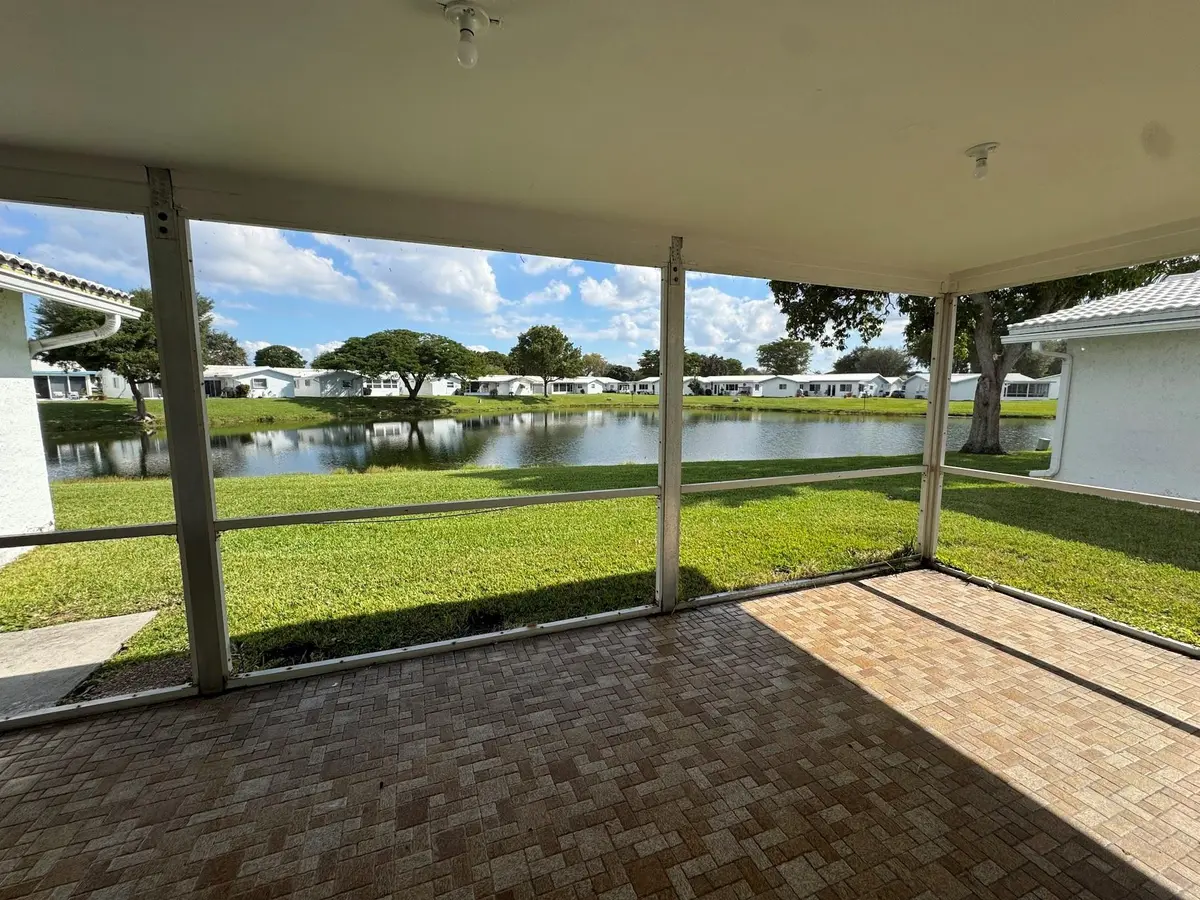 Photo 8 at 1430 NW 85th Terrace, Plantation