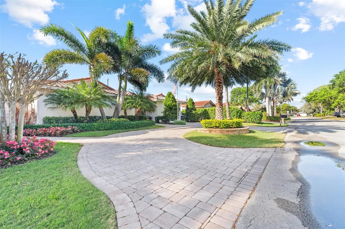 Photo 5 at 3250 Spanish River Drive, Pompano Beach