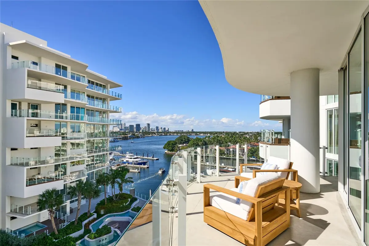 Photo 3 at 2241 SE 17 Street 704, Fort Lauderdale