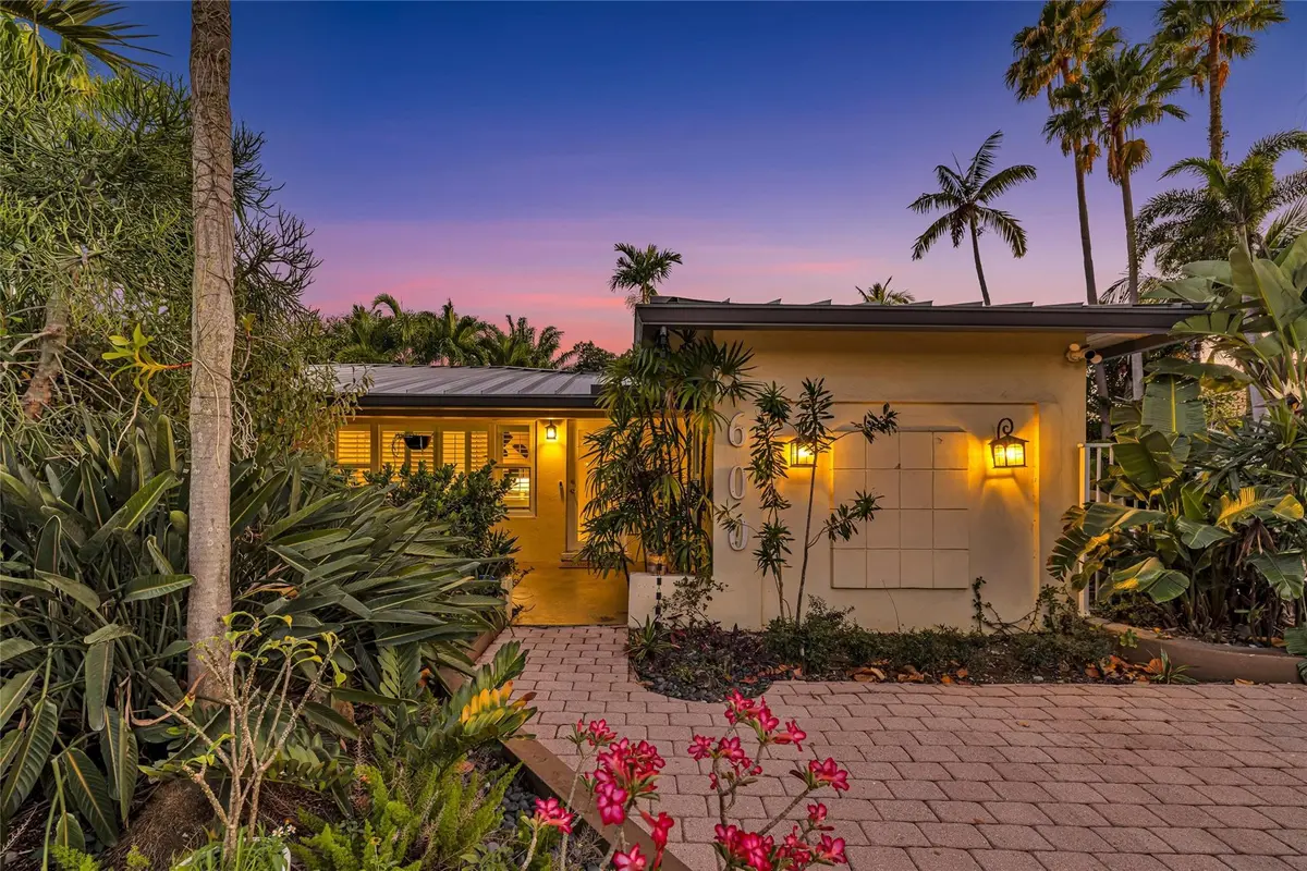Photo 2 at 1600 NE 16th Street, Fort Lauderdale