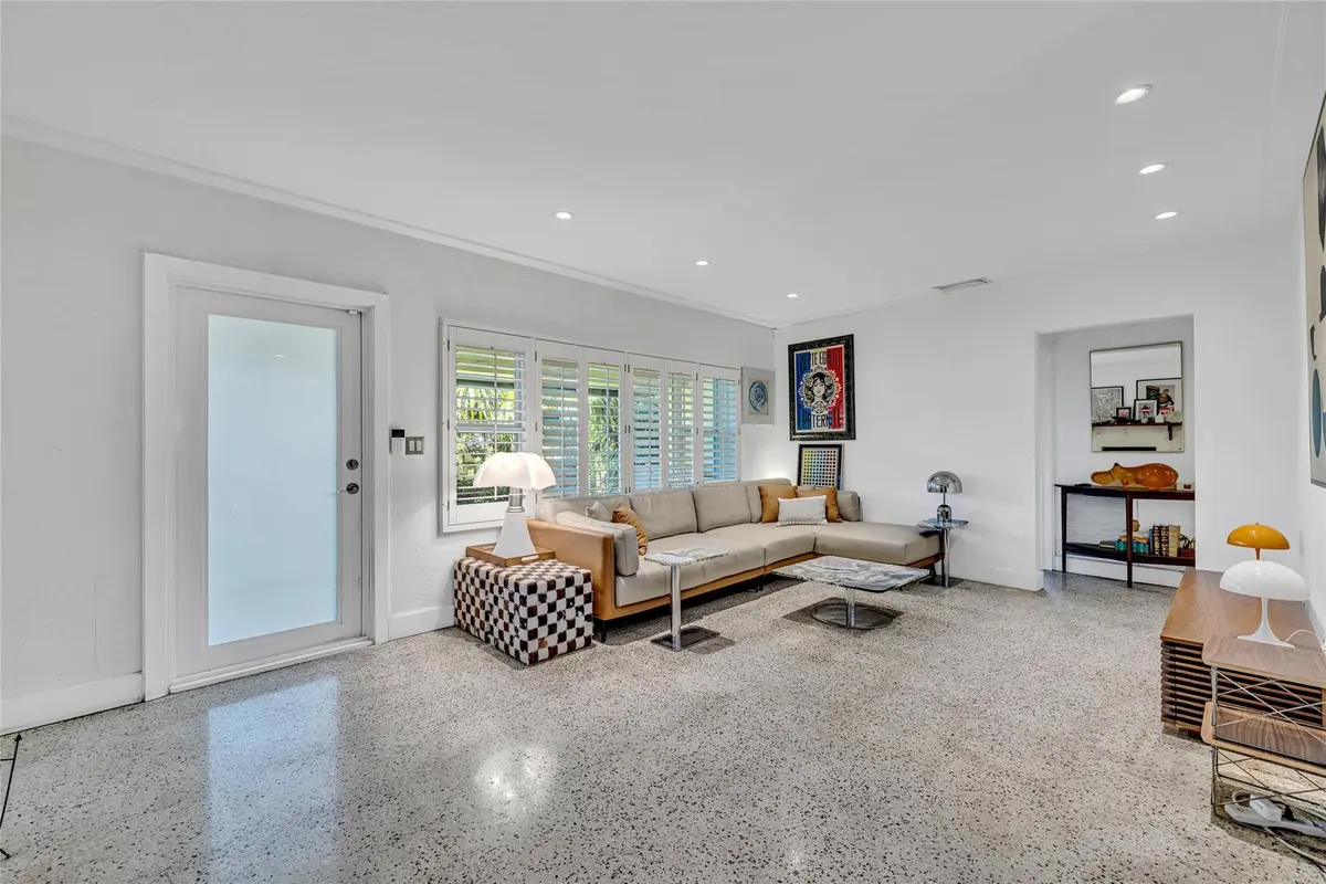 Photo 5 at 1600 NE 16th Street, Fort Lauderdale