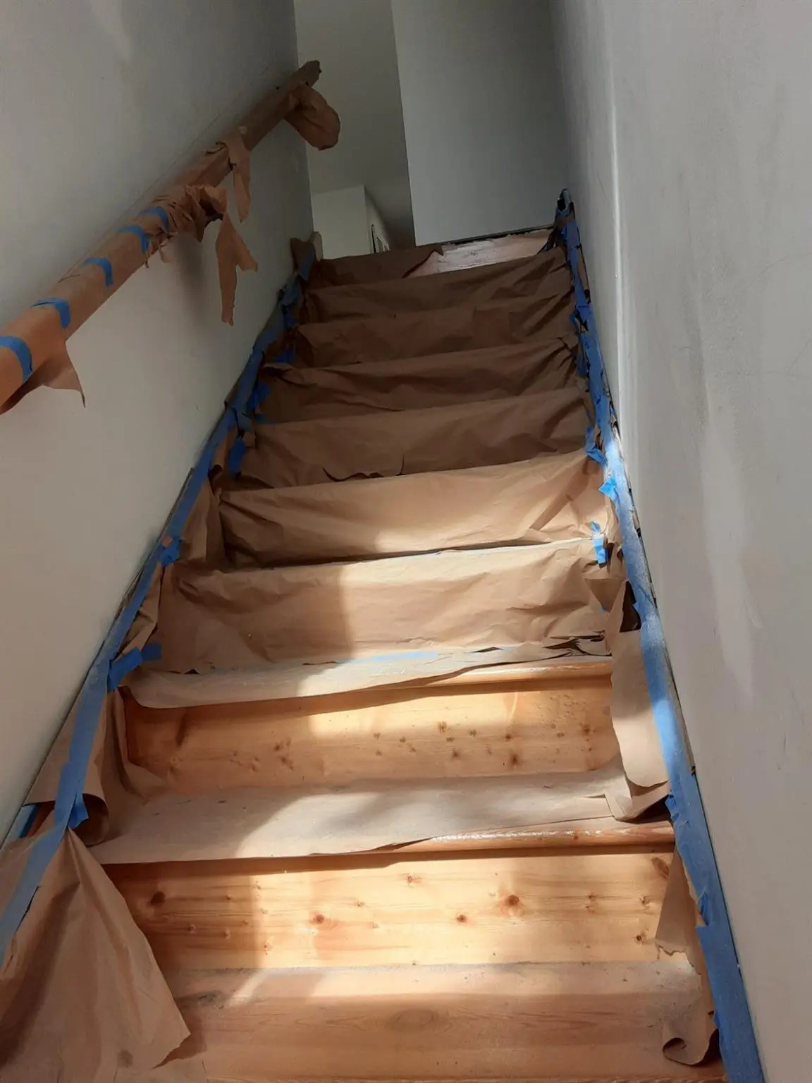 Front staircase at 799 NE 34th Court, Oakland Park