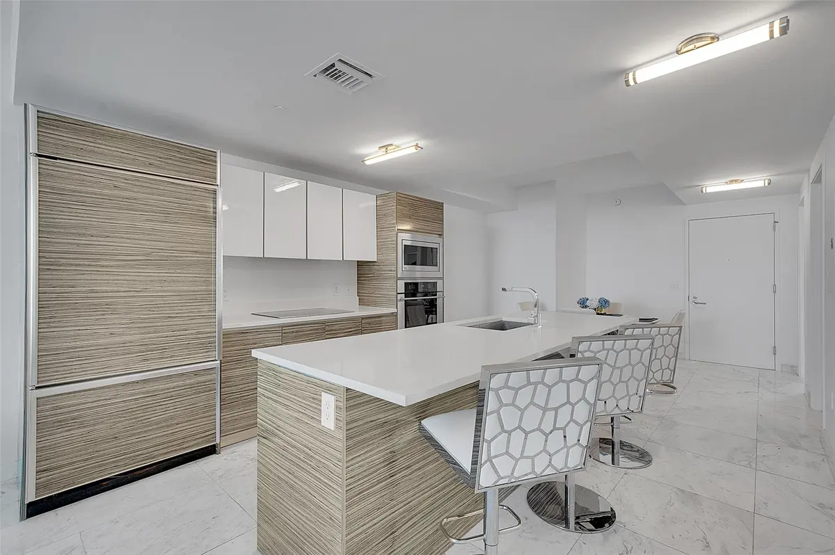 Photo 3 at 460 NE 28th Street 3407, Miami