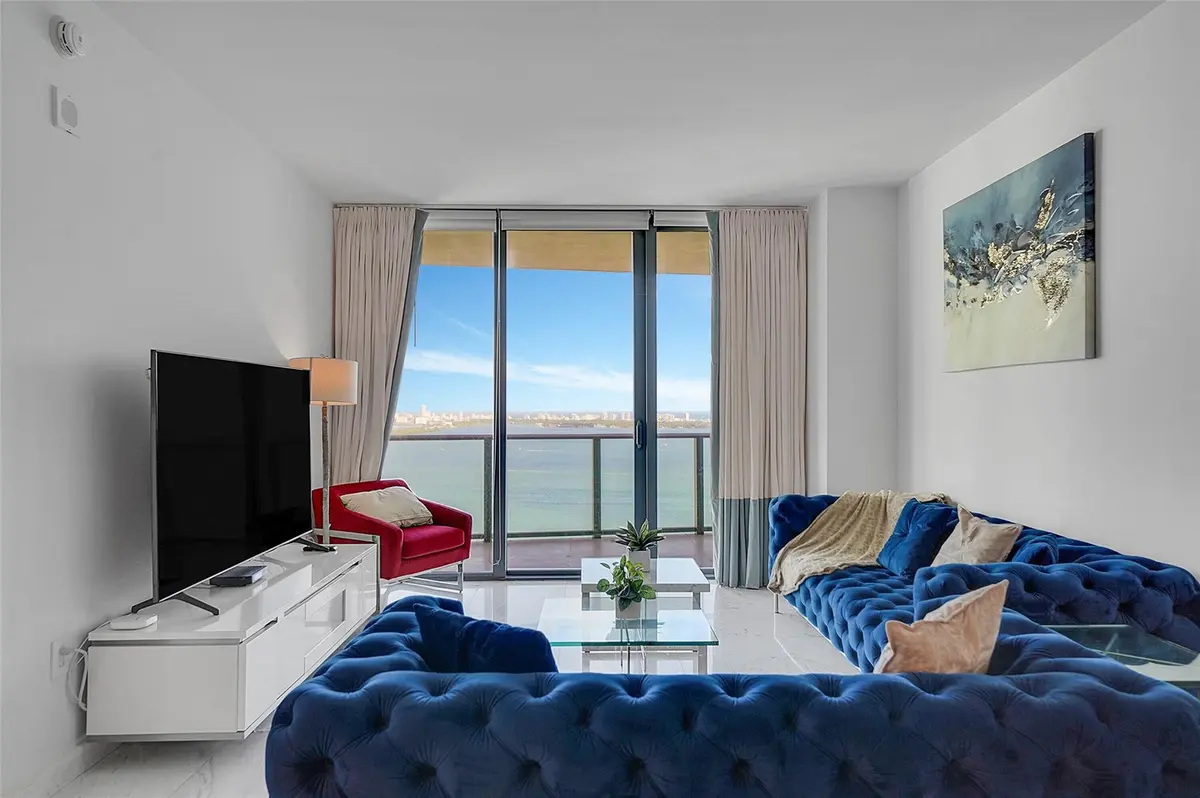 Photo 8 at 460 NE 28th Street 3407, Miami