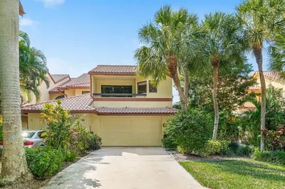 5425 10th Fairway Drive 3, Delray Beach – Townhouse for sale
