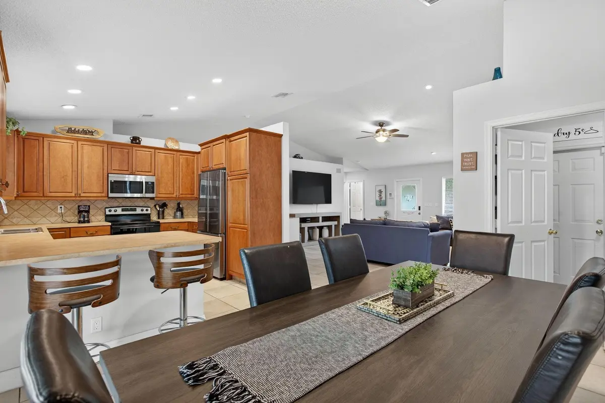 Photo 8 at 3191 NE 11th Terrace, Pompano Beach