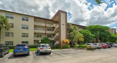 3102 Portofino Point K3, Coconut Creek – Condominium for rent