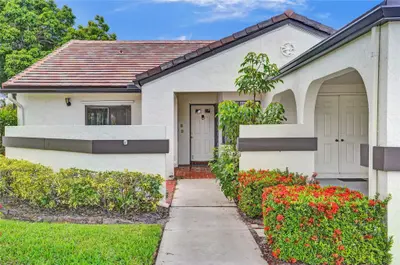 5658 Parkwalk Circle, Boynton Beach – sold