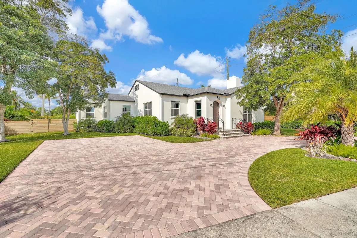 Photo 2 at 4015 Washington Road, West Palm Beach