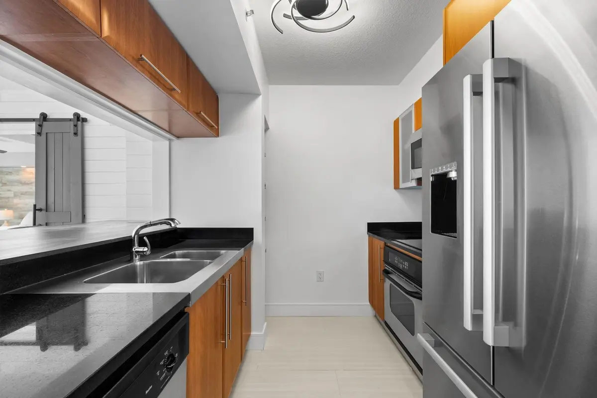 Photo 6 at 610 W Las Olas Boulevard 1621, Fort Lauderdale