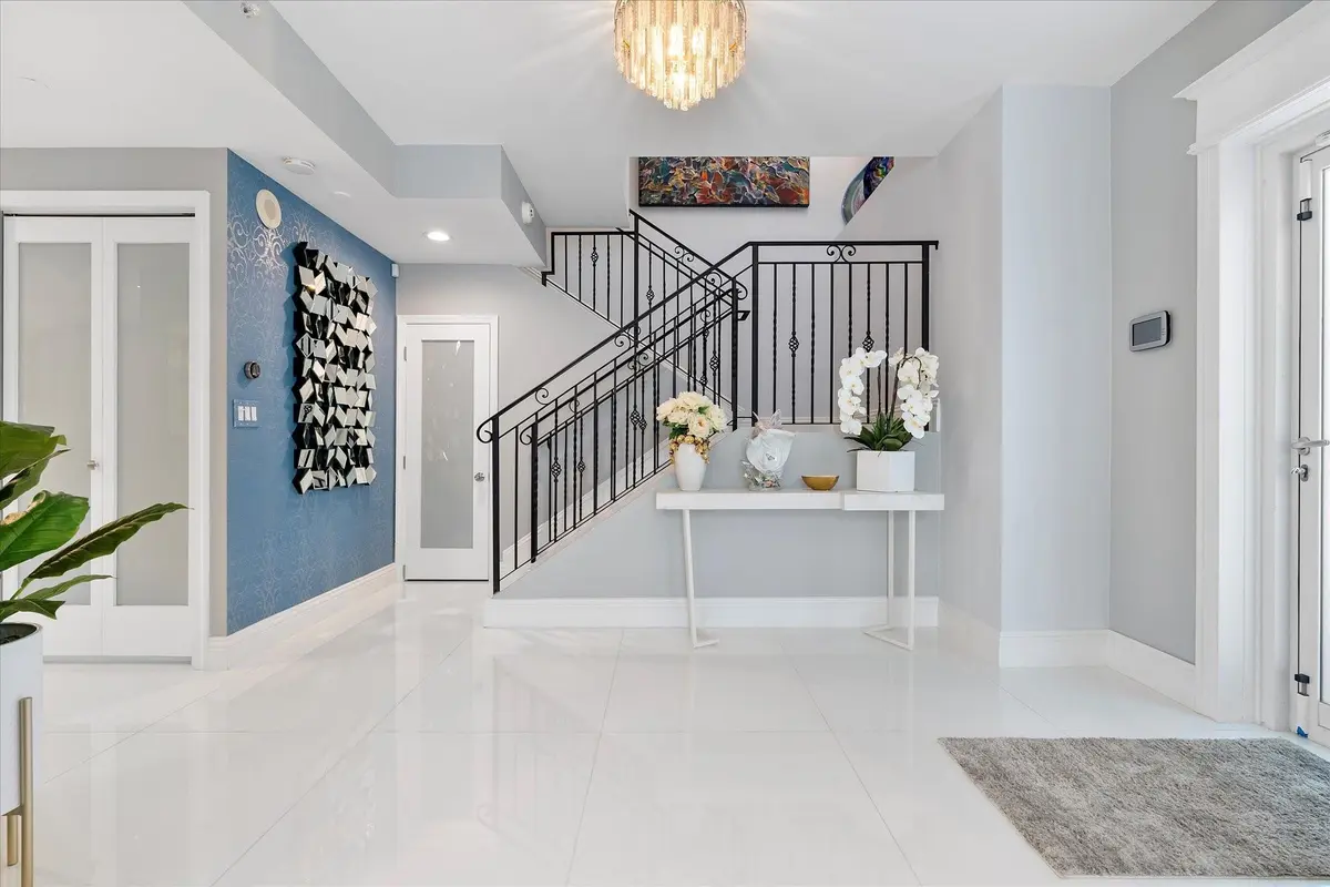 Photo 6 at 615 Bayshore Drive 106, Fort Lauderdale